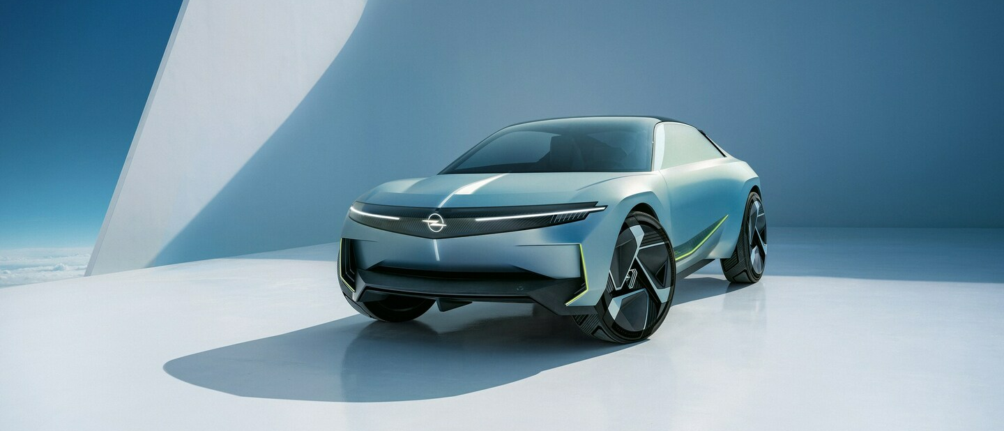 OPEL EXPERIMENTAL CONCEPT REVEALED AND GIVES CLEAR VISION OF FUTURE OF THE GERMAN BRAND