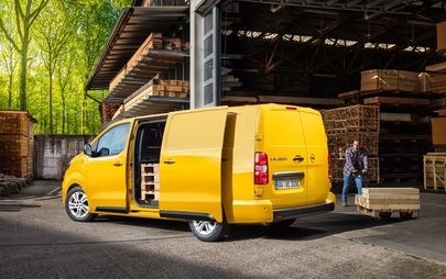 Time To Go Electric New Opel Vivaro E On Sale Now In Germany From